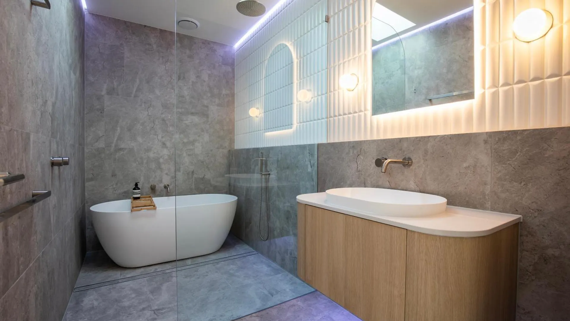 Coastal Luxury Playa Casa Escape - 2 Villa Kawana Waters 0*,  Australia